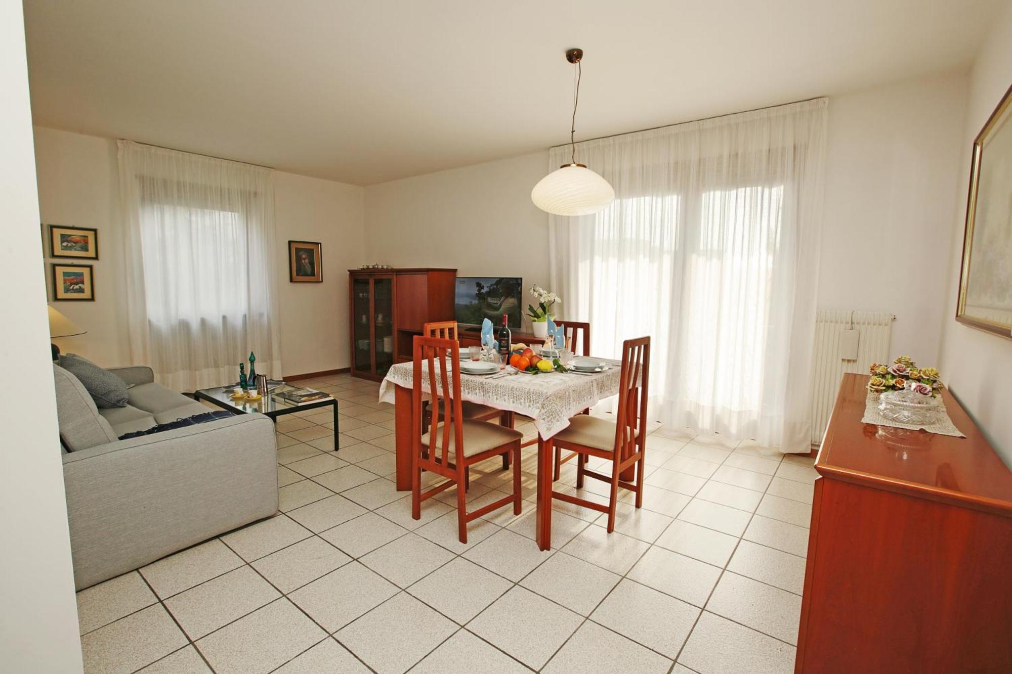 Appartamento Emma - Happy Rentals Riva del Garda Exterior photo